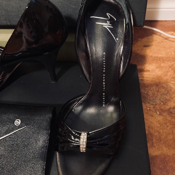 Giuseppe Black Heels - Picture 7 of 8